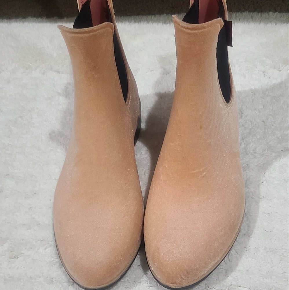 NEW Chooka women's waterproof boots sz 6